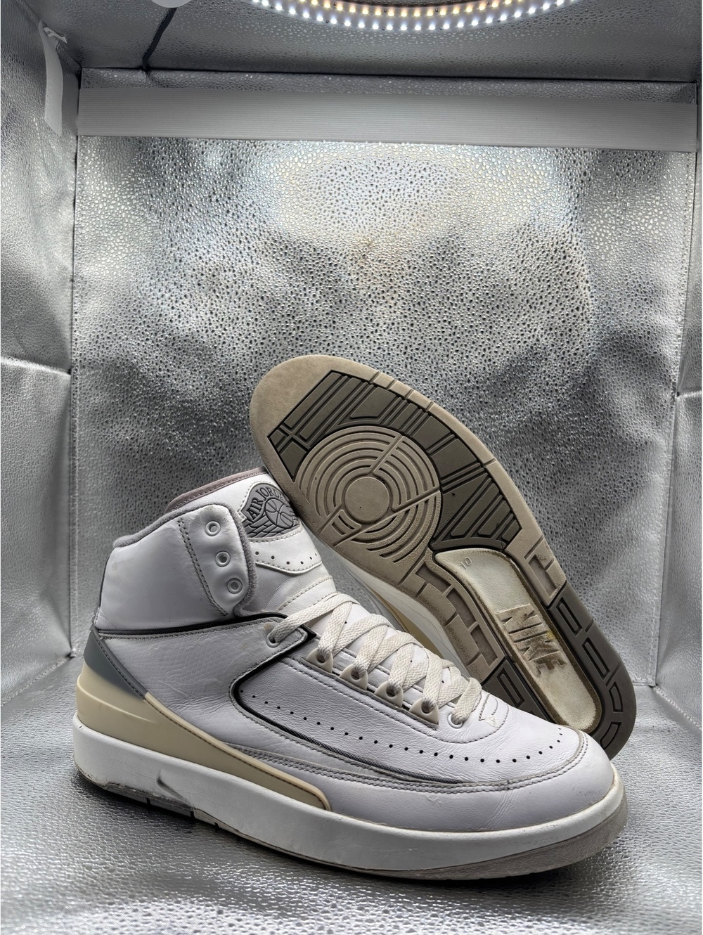 Air Jordan 2 retro cement grey